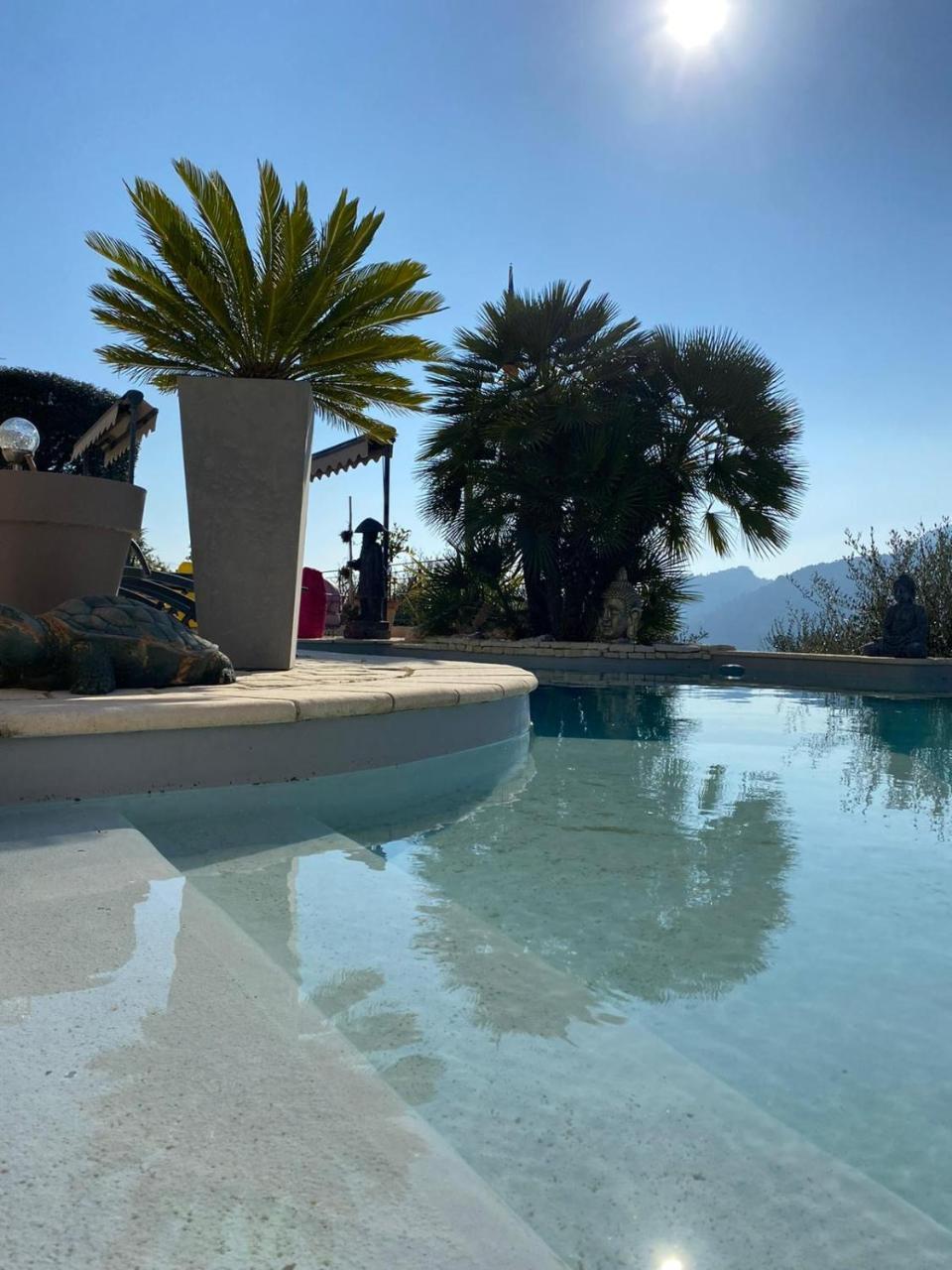 Charmante Villa — 4-Star Luxury Hotel in Saint-Martin-Du-Var, France