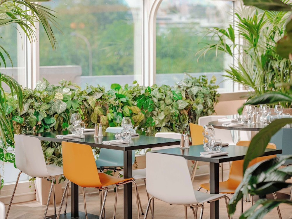 מזון ומשקאות