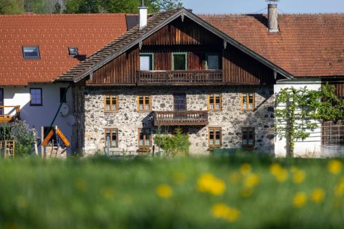 Ferienwohnung Nagerlhof — 4-Star Luxury Hotel in Piding, Germany