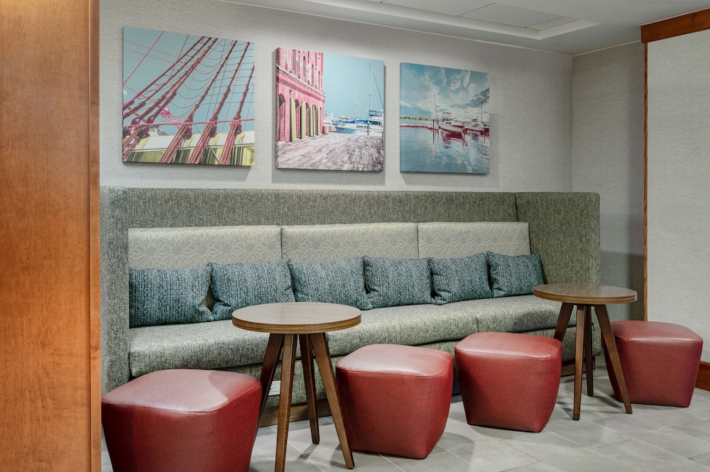 Hampton Inn Baltimore White Marsh - photo 2