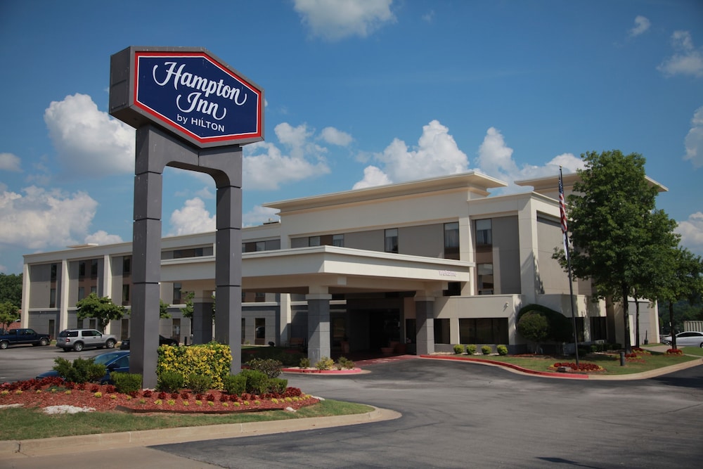 Hampton Inn Tulsa Sand Springs - photo 2