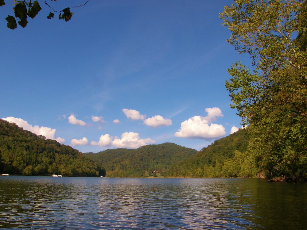 Buckhorn Lake State Resort Park - photo 41