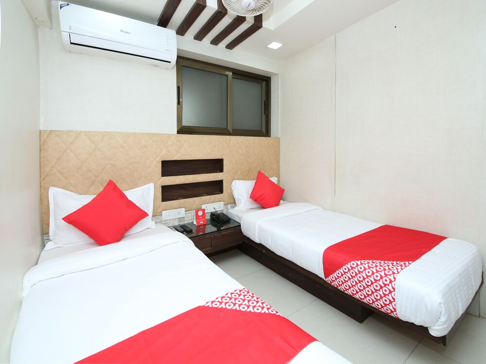14465 Hotel Cozy Residency in Jabalpur, India