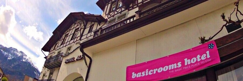 BasicRooms Hotel — hotel in Matten
