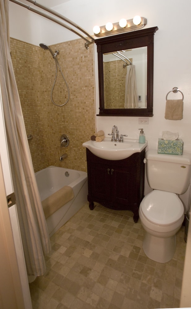 Ray's Bucktown B&B - photo 34