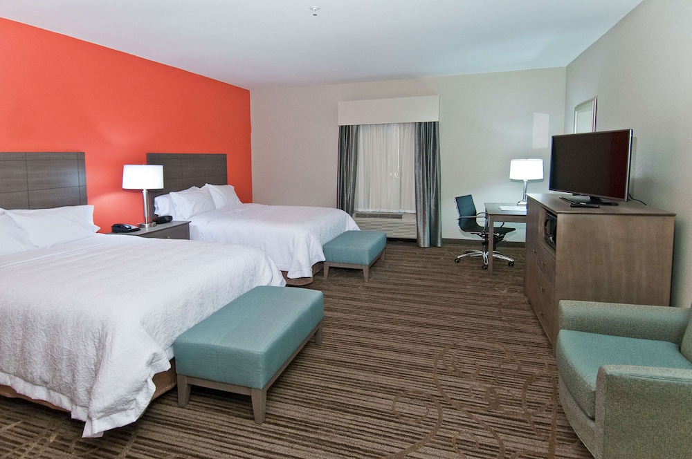 Hampton Inn & Suites Pensacola I 10 Pine Forest Road - photo 11