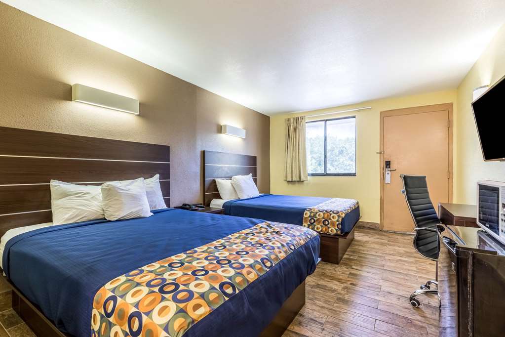 Rodeway Inn Fairgrounds Casino - photo 11
