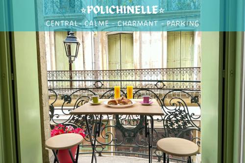 Polichinelle Hyper Centre Wifi Balcon & Parking Proche in Pezenas, France