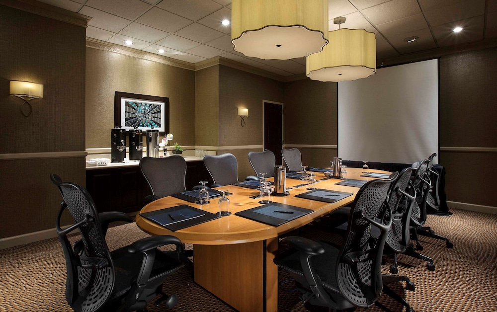 Hilton Concord - photo 35