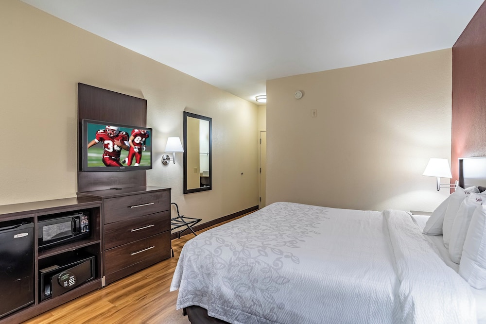 Red Roof Inn PLUS Houston Energy Corridor - photo 11