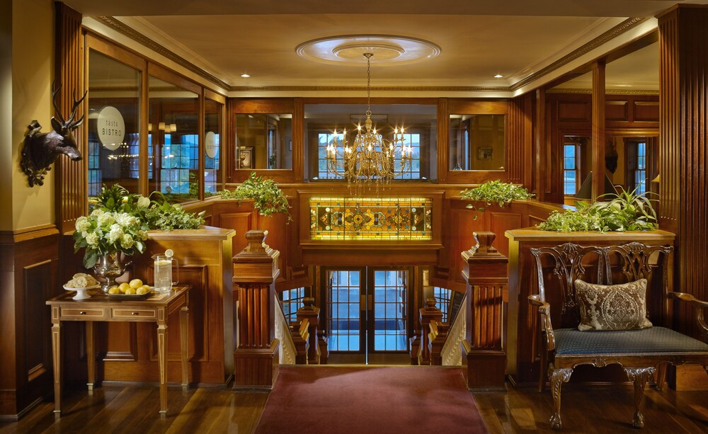 Mirror Lake Inn - photo 20