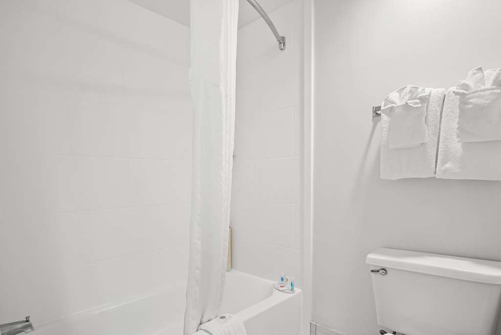 Comfort Inn Gold Coast - photo 28