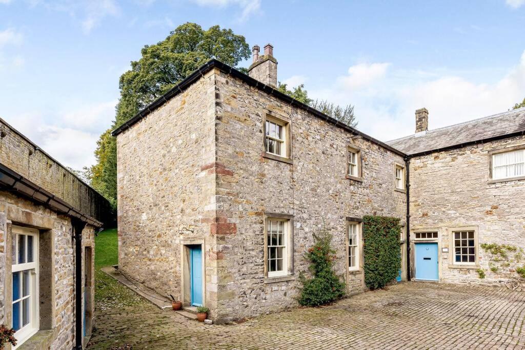 Stable Cottage at Broughton Sanctuary — 4-Star Luxury Hotel in Skipton, United Kingdom