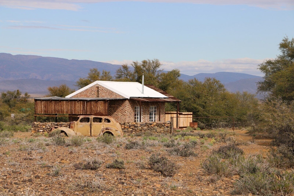 Wolvekraal Guest Farm — 4-Star Luxury Hotel in Prince Albert, South Africa