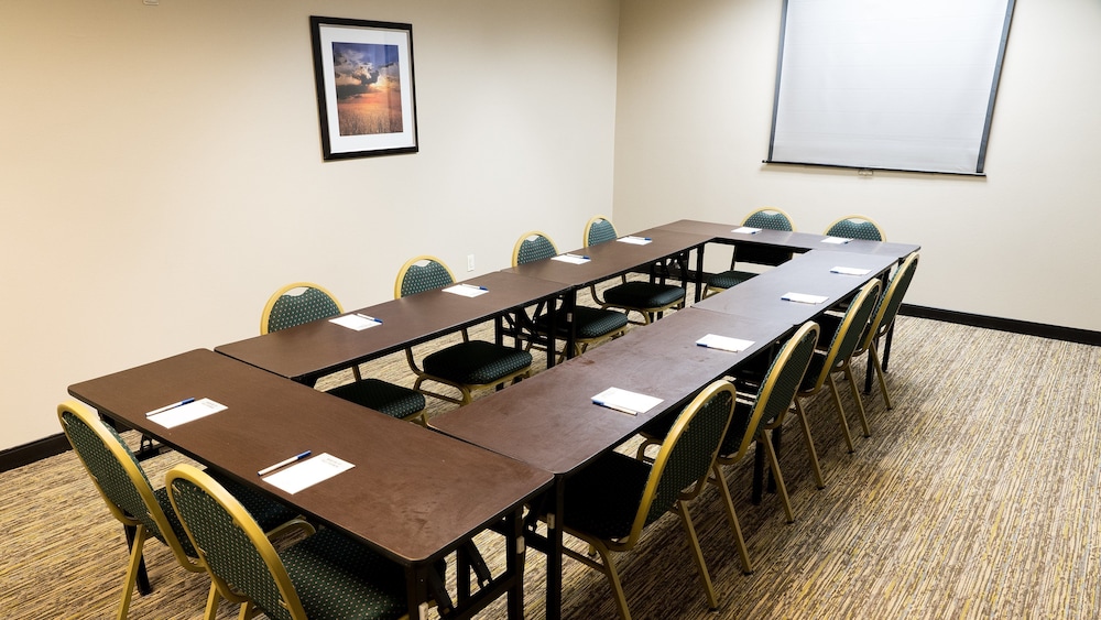 Candlewood Suites St. Joseph Benton Harbor by IHG - photo 30