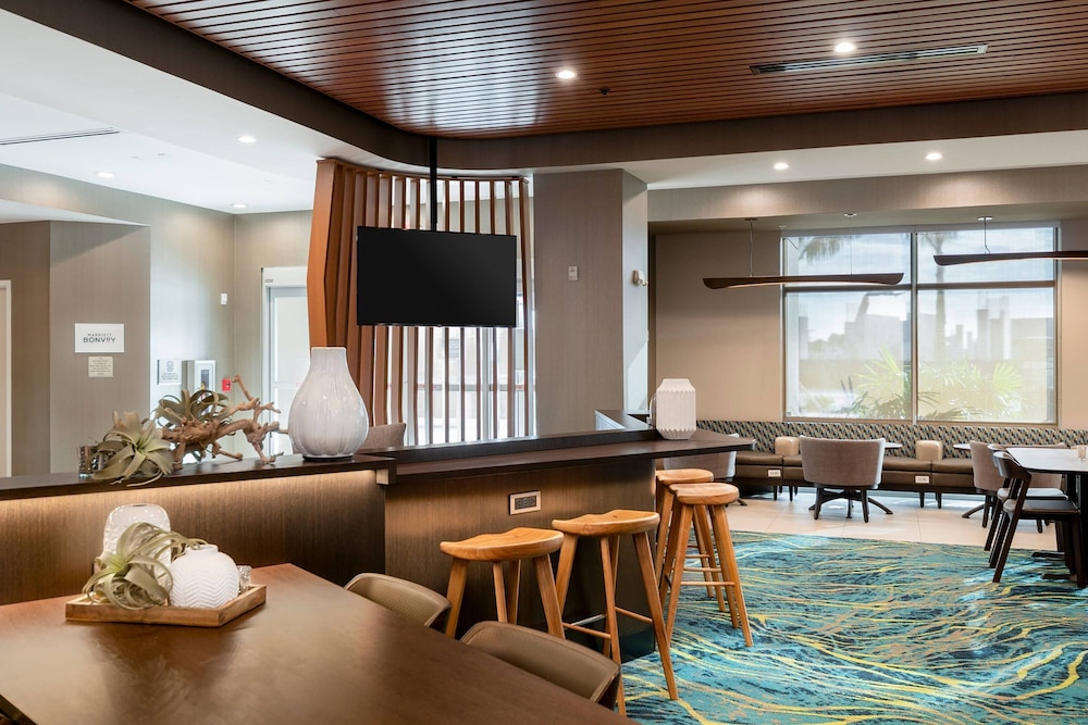 SpringHill Suites by Marriott Cape Canaveral Cocoa Beach - photo 7
