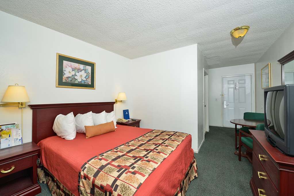Americas Best Value Inn Chico - photo 7