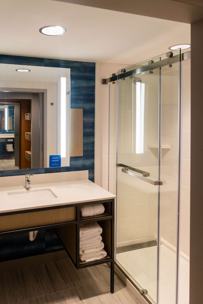 Hilton Garden Inn Mattoon - photo 35