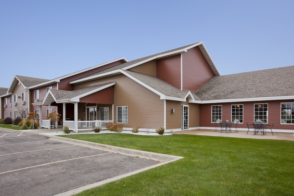 Paynesville Inn And Suites - photo 32