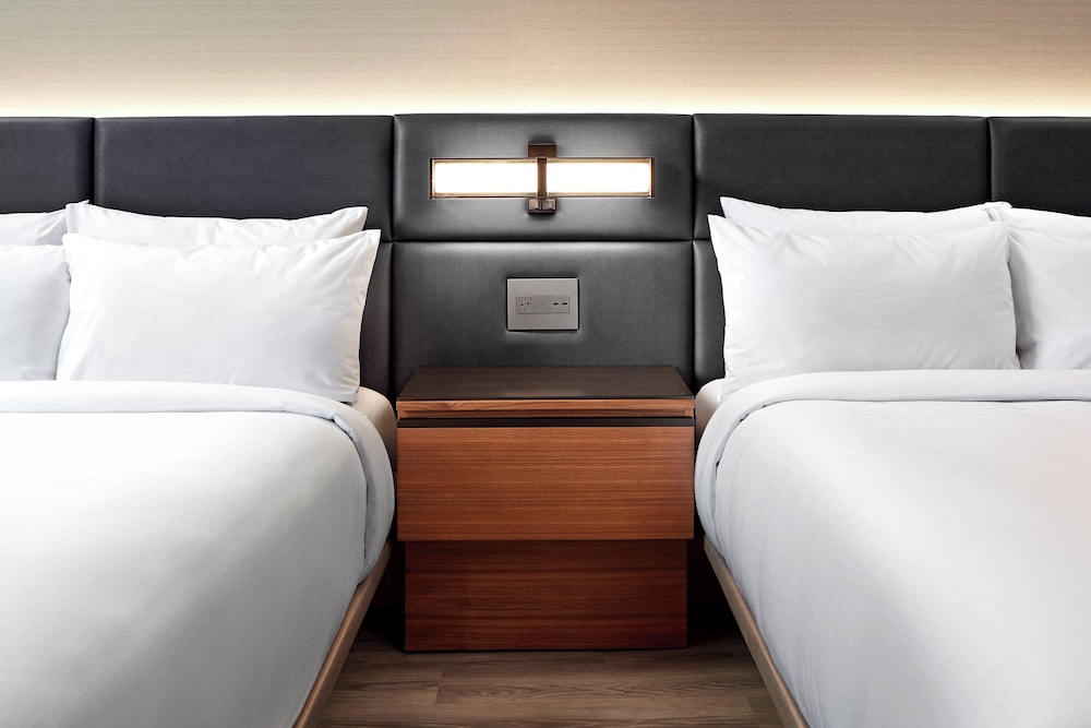 AC Hotel by Marriott San Jose Santa Clara - photo 17
