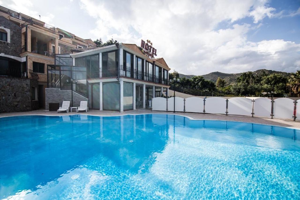 Hotel Solanas in Solanas, Italy