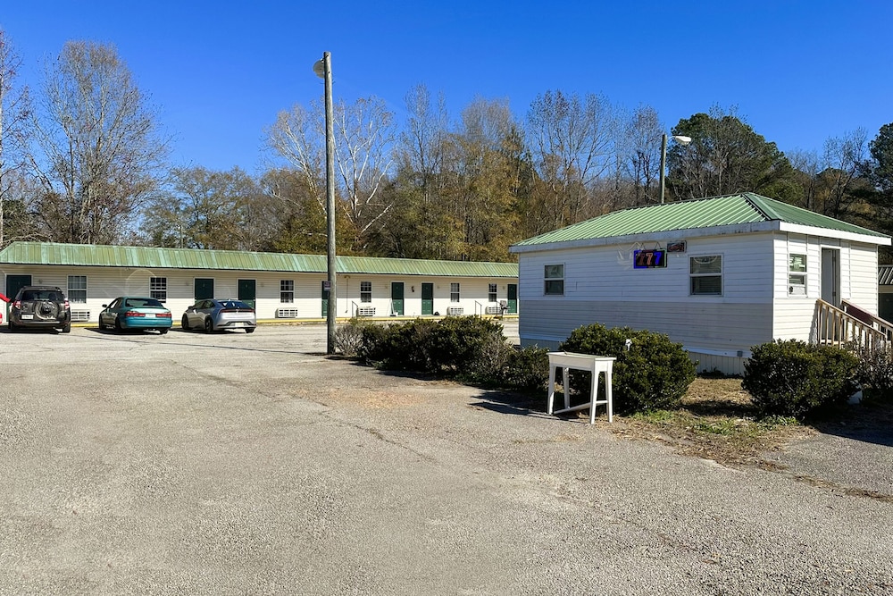 Sparta Seven Motel By OYO near Milledgeville - photo 50