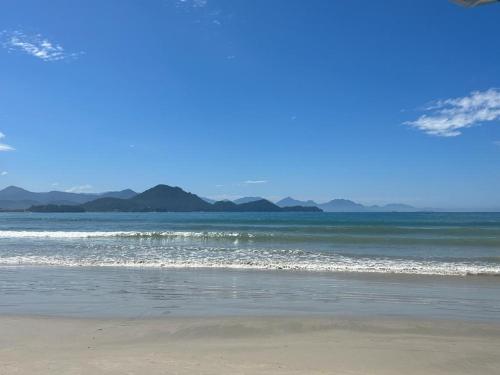 Apartamento Ubatuba Toninhas vista do mar ocean view Canto das Toninhas — 4-Star Luxury Hotel in Ubatuba, Brasil