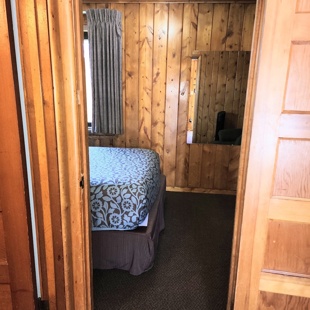 Canyon Motel - photo 25