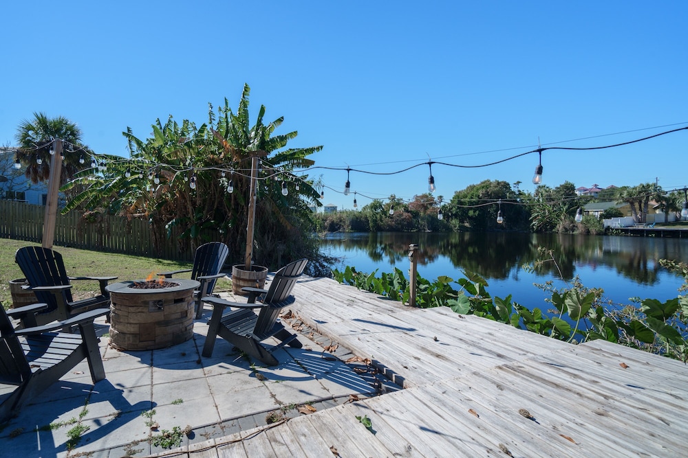 Beach Escape - last minute hotel in Panama City Beach