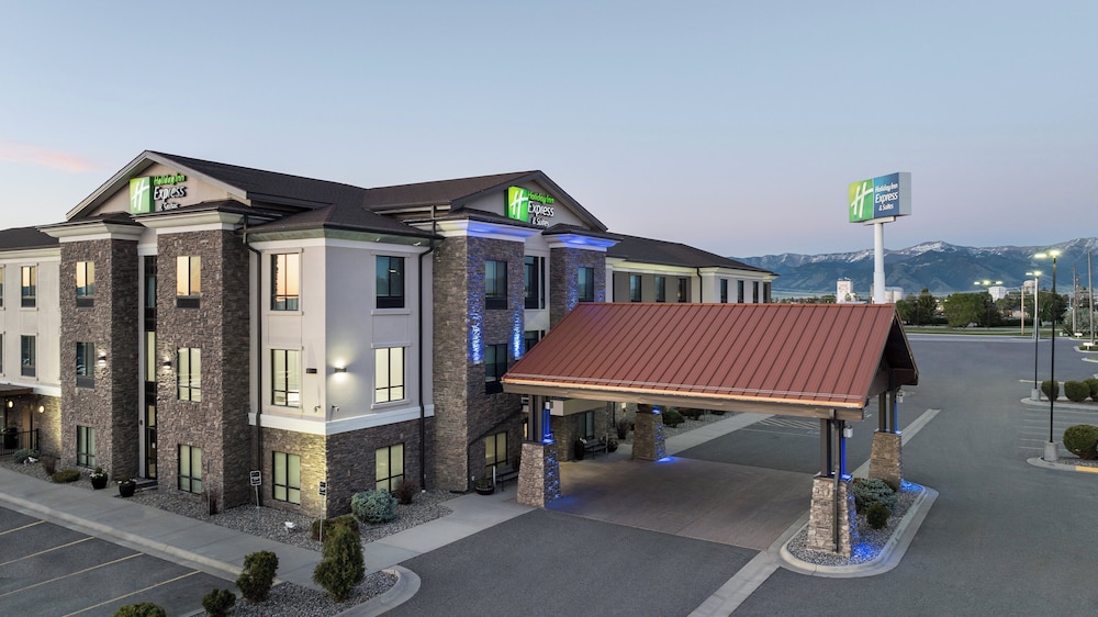 Holiday Inn Express Hotel & Suites Belgrade an IHG Hotel - featured photo