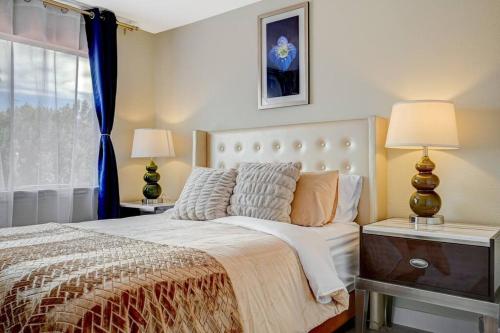 New Poolside Paradise in Vegas with BBQ and Games in Las Vegas, United States