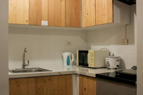 Serenity Suites: Your tranquil gateway — Binan — photo 5