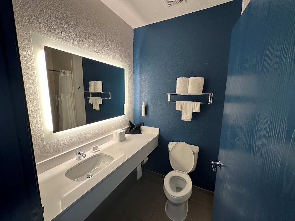 Spark by Hilton Round Rock - photo 25