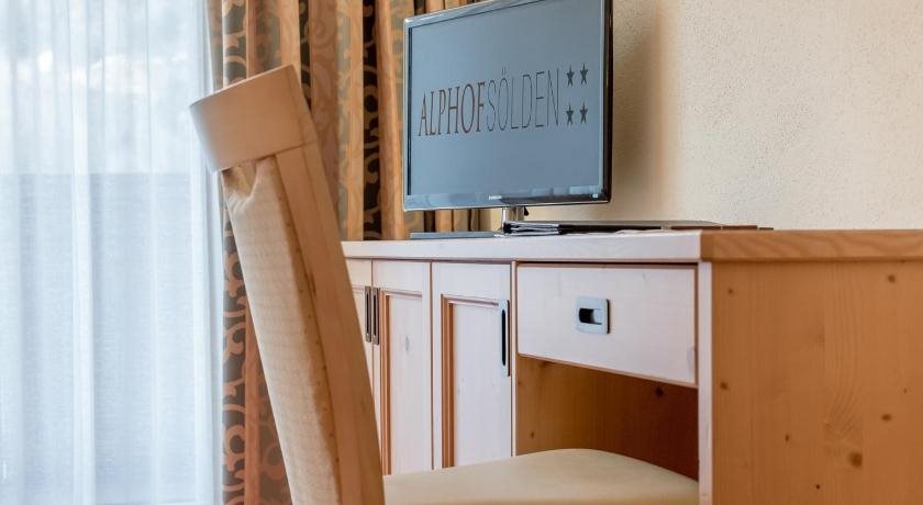Alphof Sölden — 4-Star Luxury Hotel in Soelden, Austria