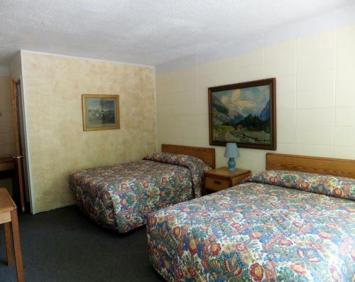 Windsor Motel - photo 18