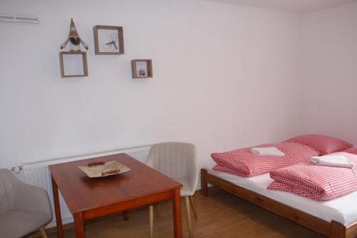 Apartman u babky — Unknown City — photo 3