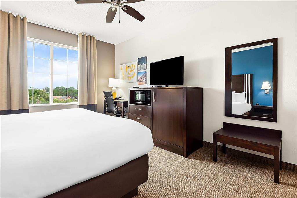 Comfort Suites New Orleans East - photo 12
