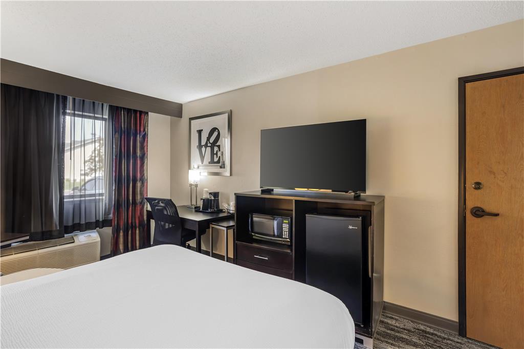 Best Western Shippensburg Hotel - photo 20