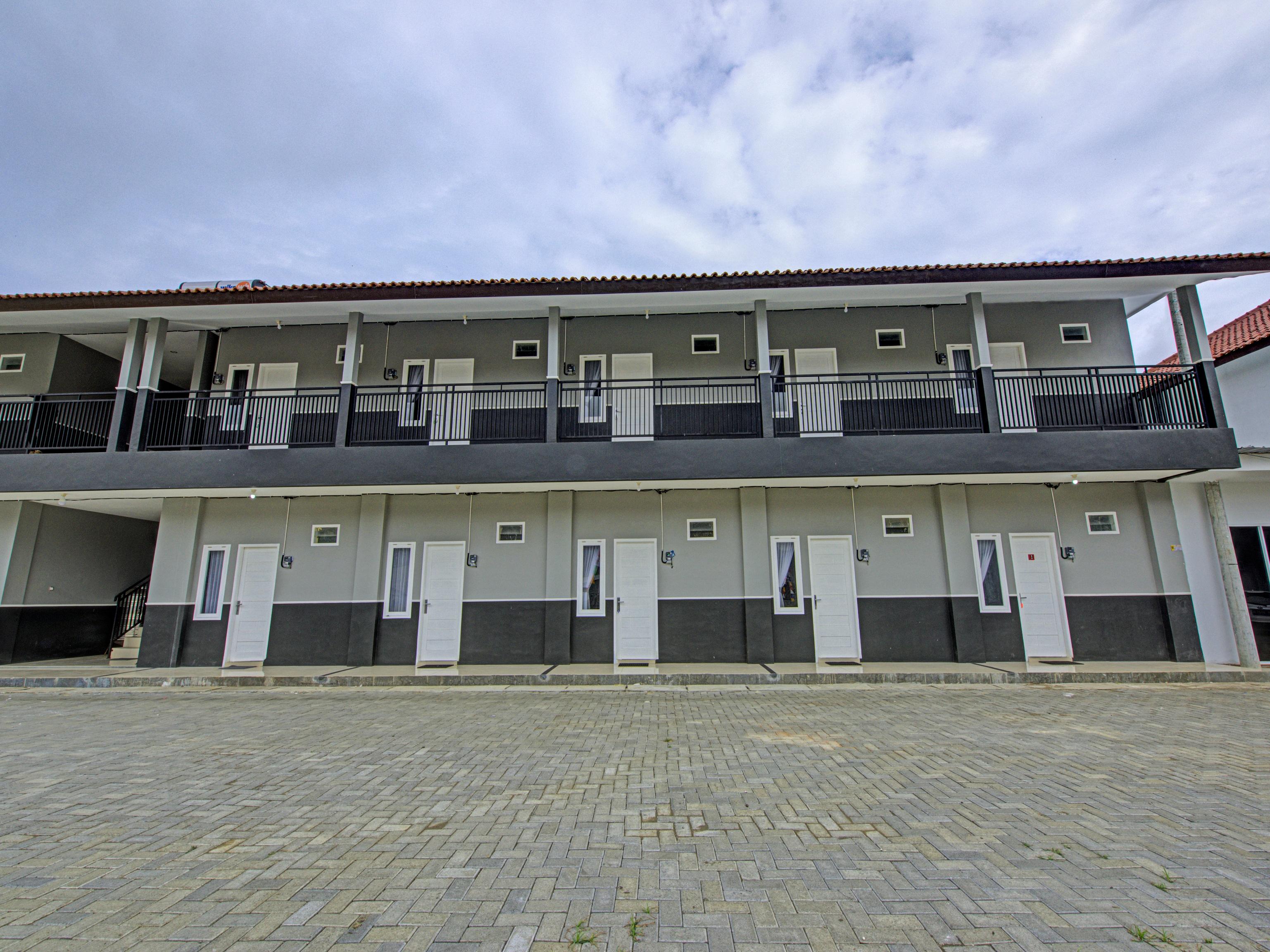 Oyo 3841 Wisma 25 — hotel in Cilacap