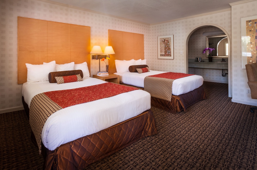 Menlo Park Inn - photo 6