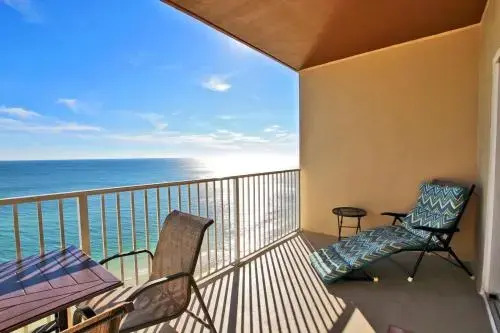 Crystal Shores West 1007 - photo 3