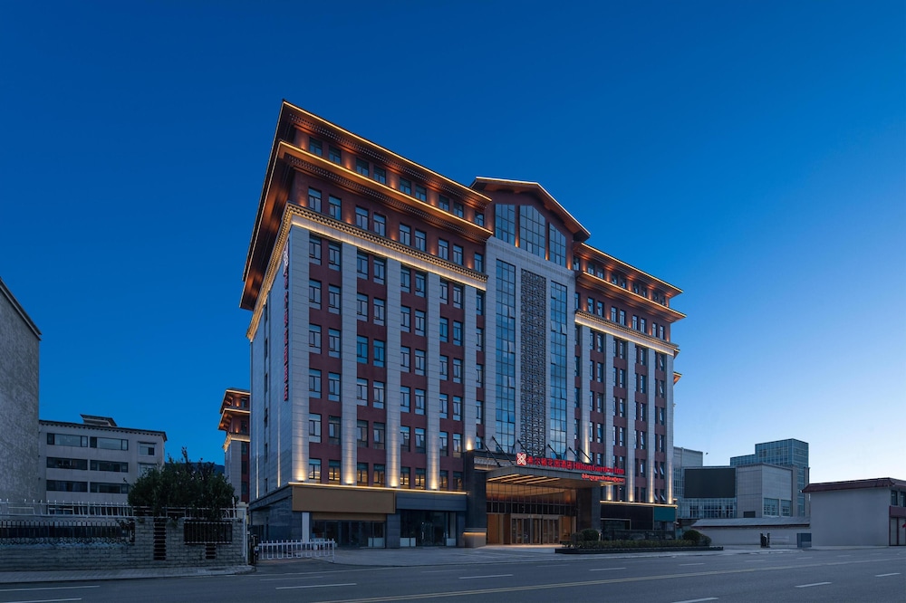 Hilton Garden Inn Shannan Gesang Road in Lhasa, People's Republic of China