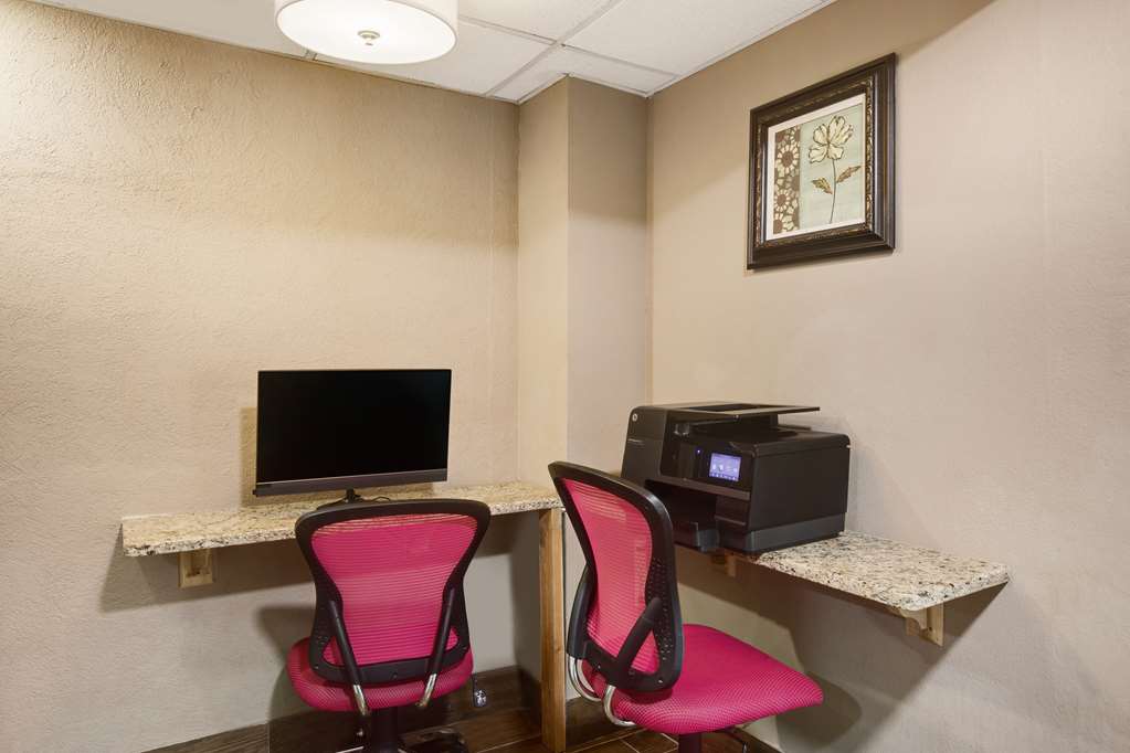 Best Western Waukesha Grand - photo 8