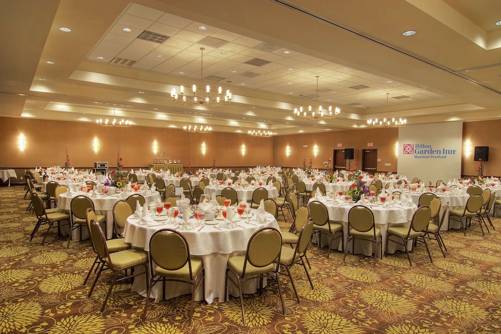 Hilton Garden Inn Houston Pearland - photo 45