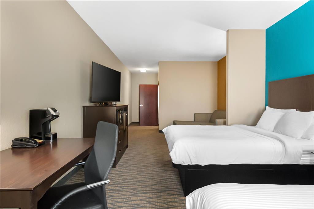 Best Western Plus Hiawatha Hotel - photo 18