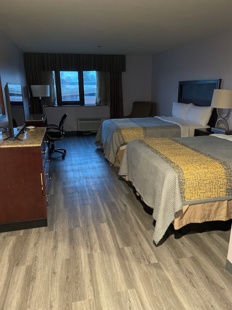 APM Inn and Suites - photo 6