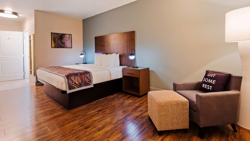 Best Western Plus New Barstow Inn & Suites - photo 6