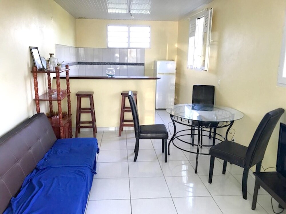 Appartement avec vue sur la mer à Le Marin Climatisé 80 m — 4-Star Luxury Hotel in Le Marin, Martinique