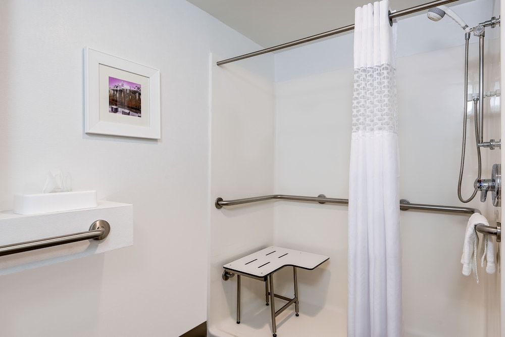 Hampton Inn Savannah Historic District - photo 28
