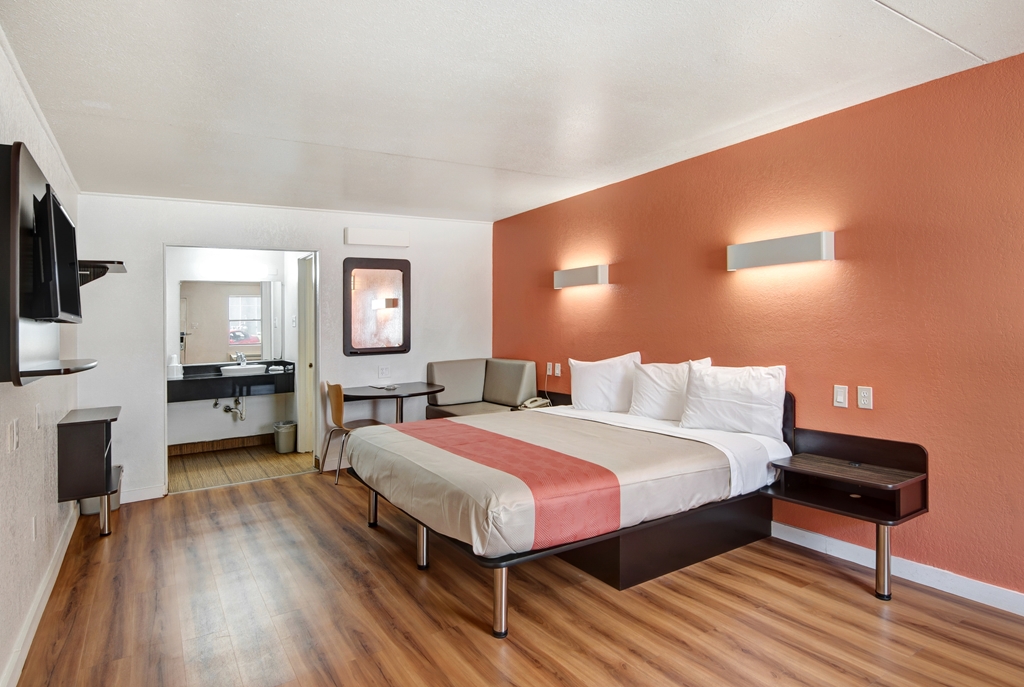 Motel 6 Dallas TX Forest Lane - photo 14